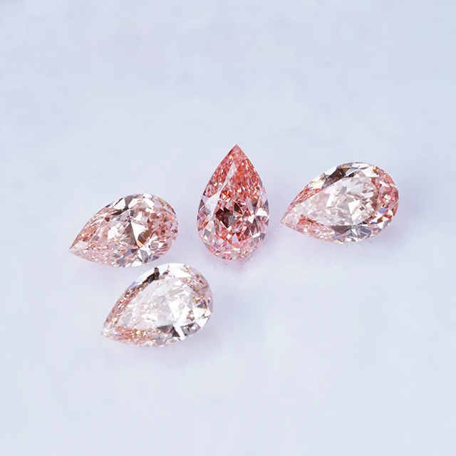 Pear Cut Vivid Pink Lab Grown Diamond ជាមួយនឹងវិញ្ញាបនបត្រ IGI